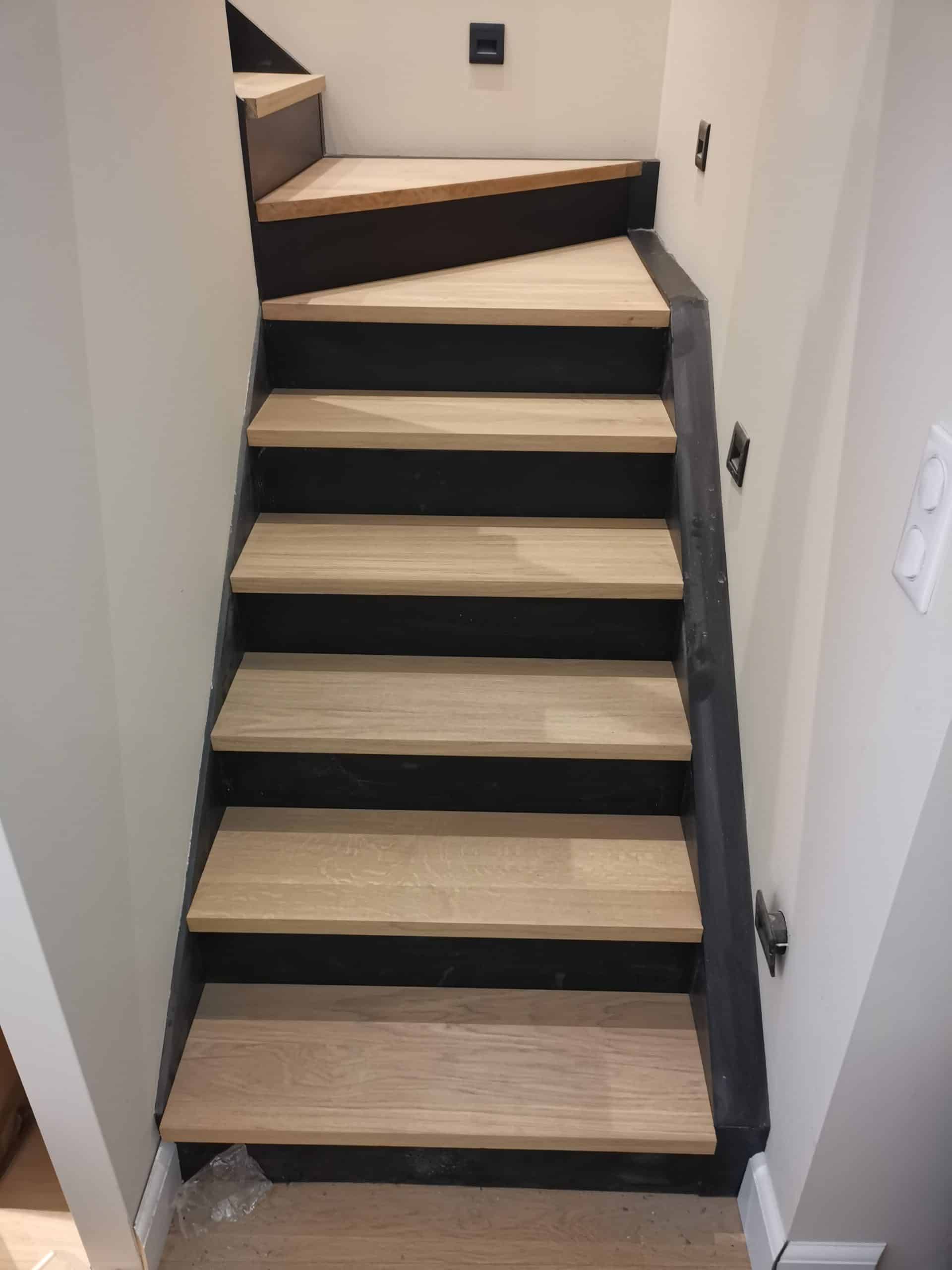 escalier-sur-mesure-acier-fl-acier-menton4