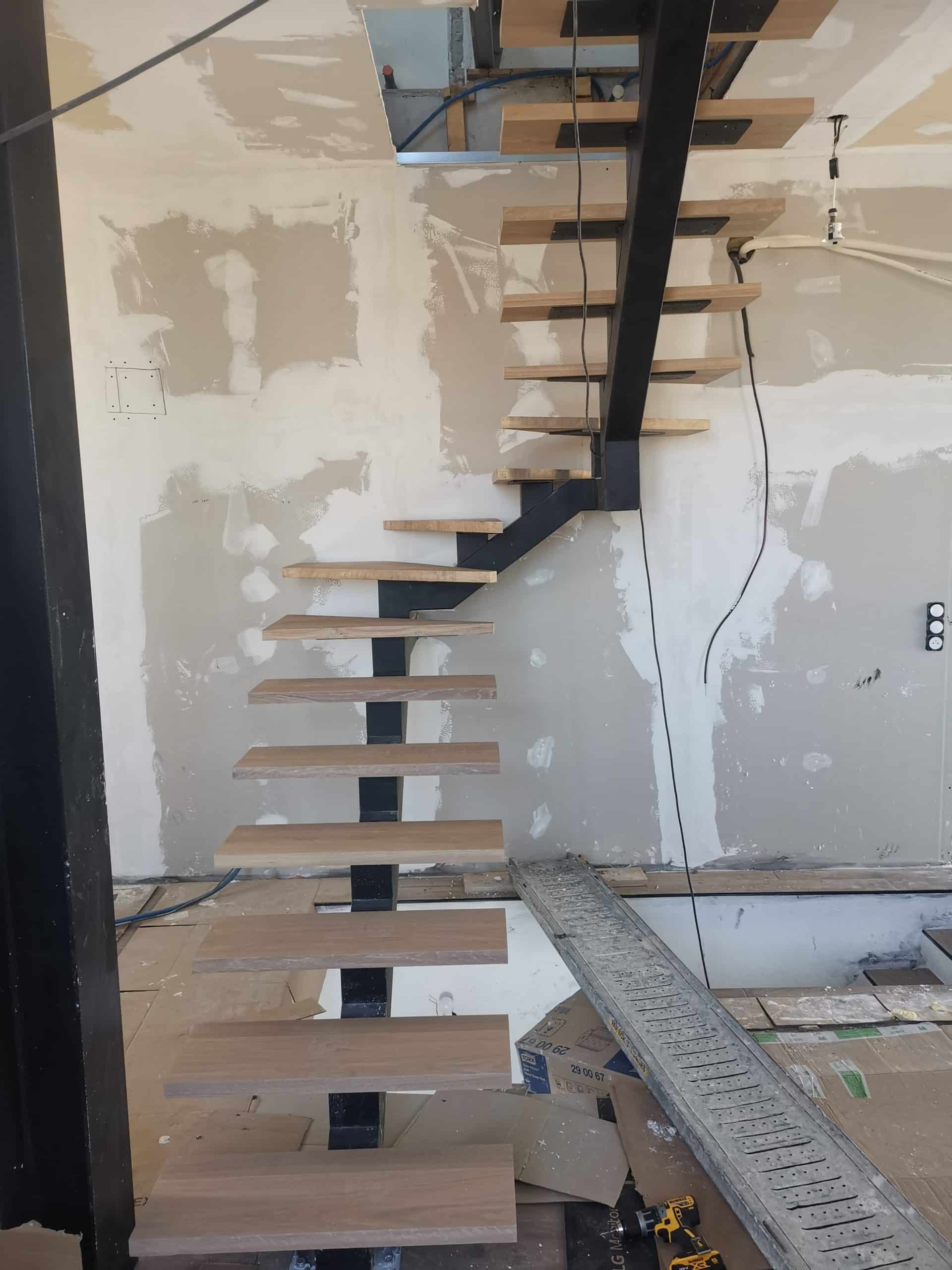 escalier-sur-mesure-acier-fl-acier-menton6