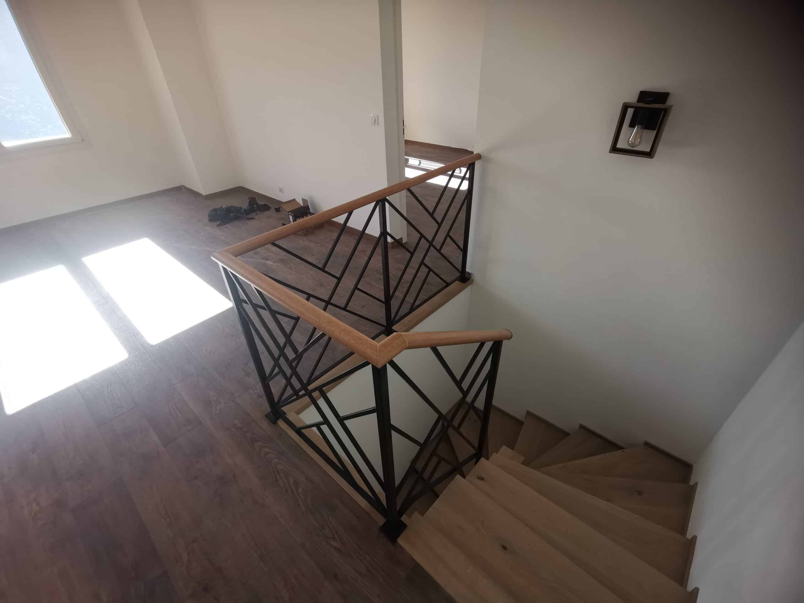 garde-corps-sur-mesure-fl-acier-menton6