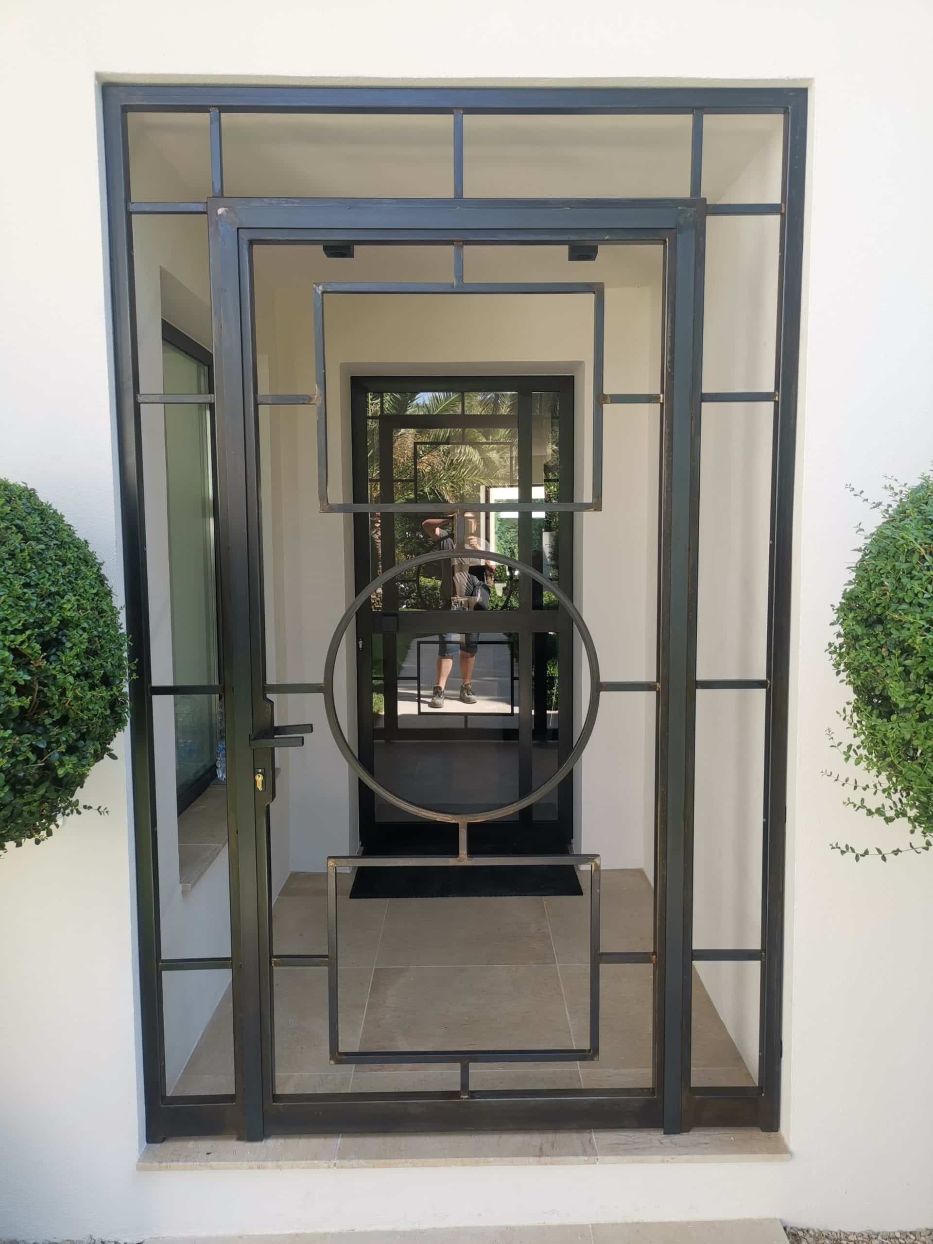 grille-et-porte-fl-acier-menton1